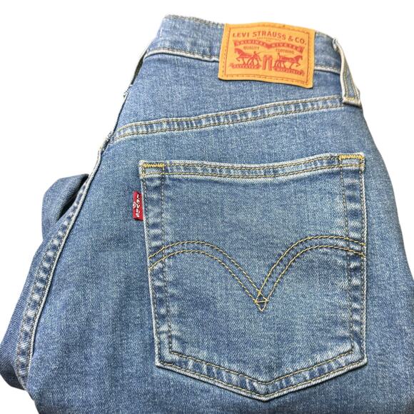 Levi's Size 27 High Waisted Taper Medium Wash Mom Jeans - Picture 5 of 7